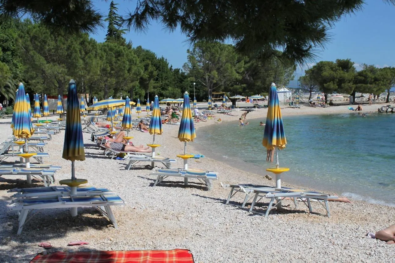 Family Friendly Apartments With A Swimming Pool Crikvenica - 5489