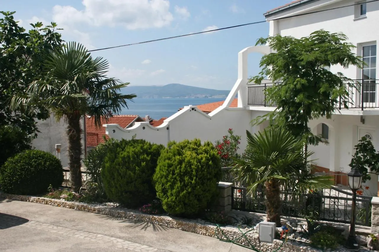 Family Friendly Apartments With A Swimming Pool Crikvenica - 5489